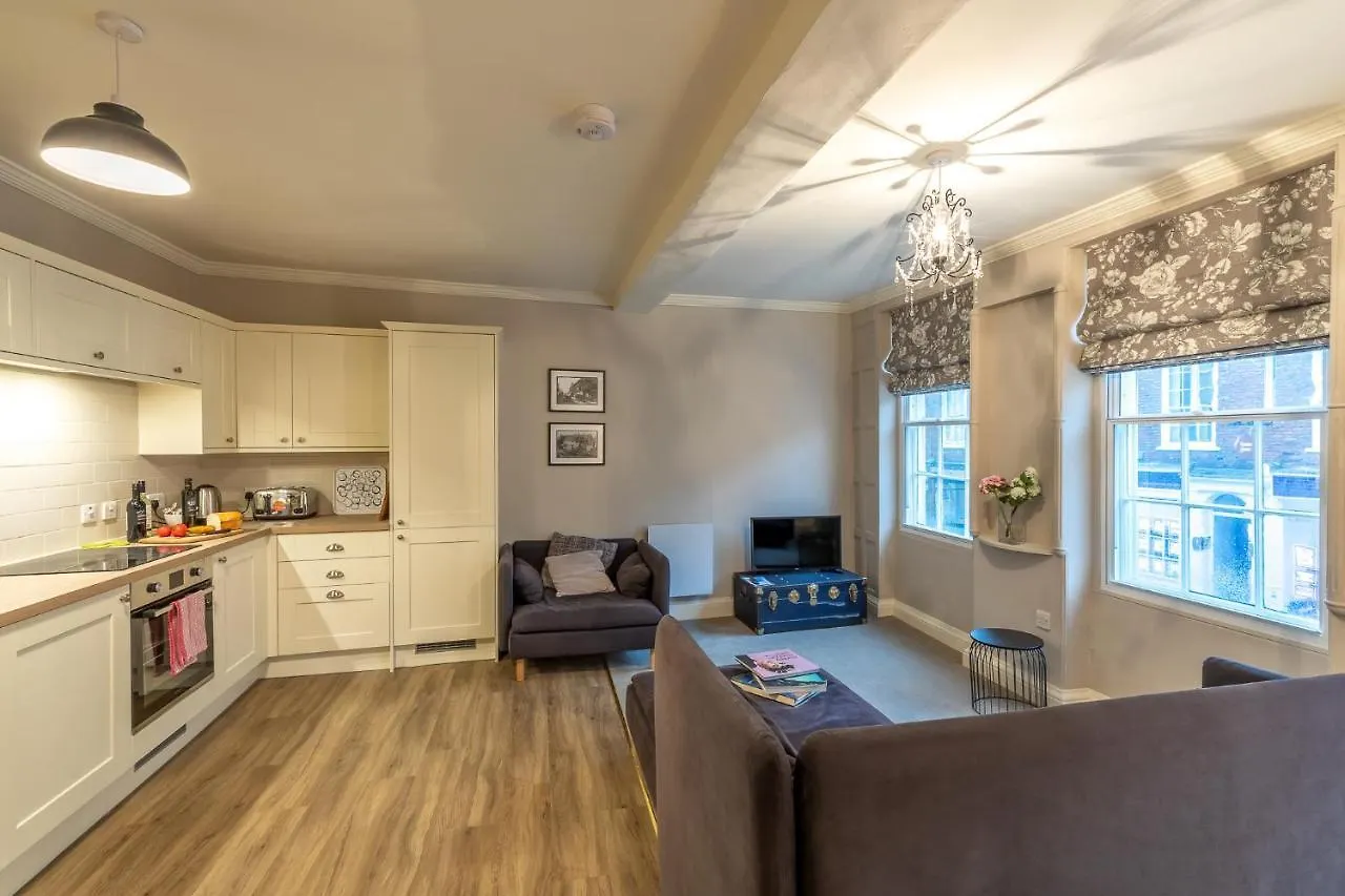 Apt 3, 71 Micklegate, Γιορκ